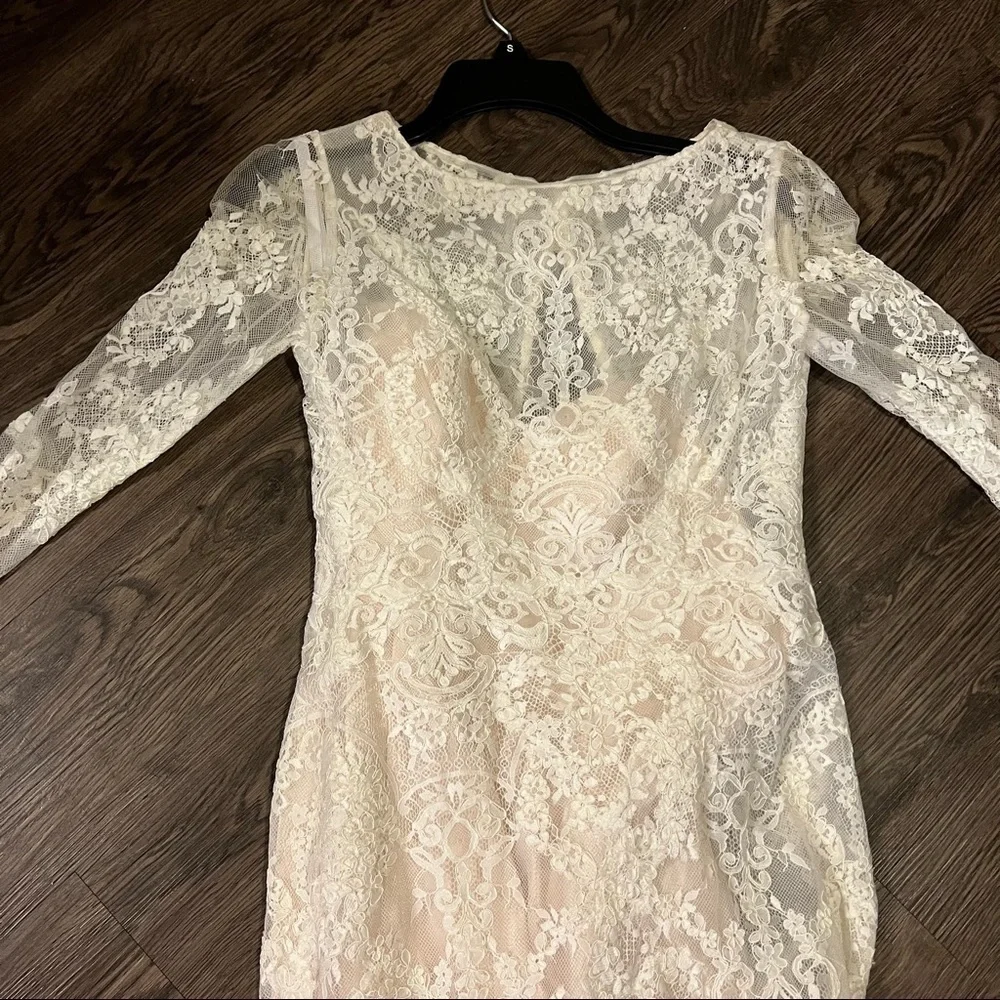 Allure bride bridal gown with lace and train inc,veil - Picture 4 of 12